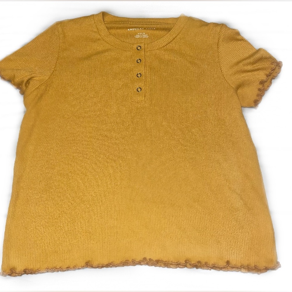 American Eagle mustard ruffle T!
